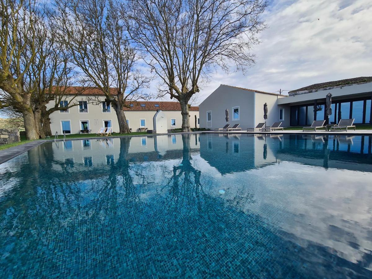 Sensi Azores Nature And Spa Ginetes Εξωτερικό φωτογραφία The swimming pool at the Château de Launay