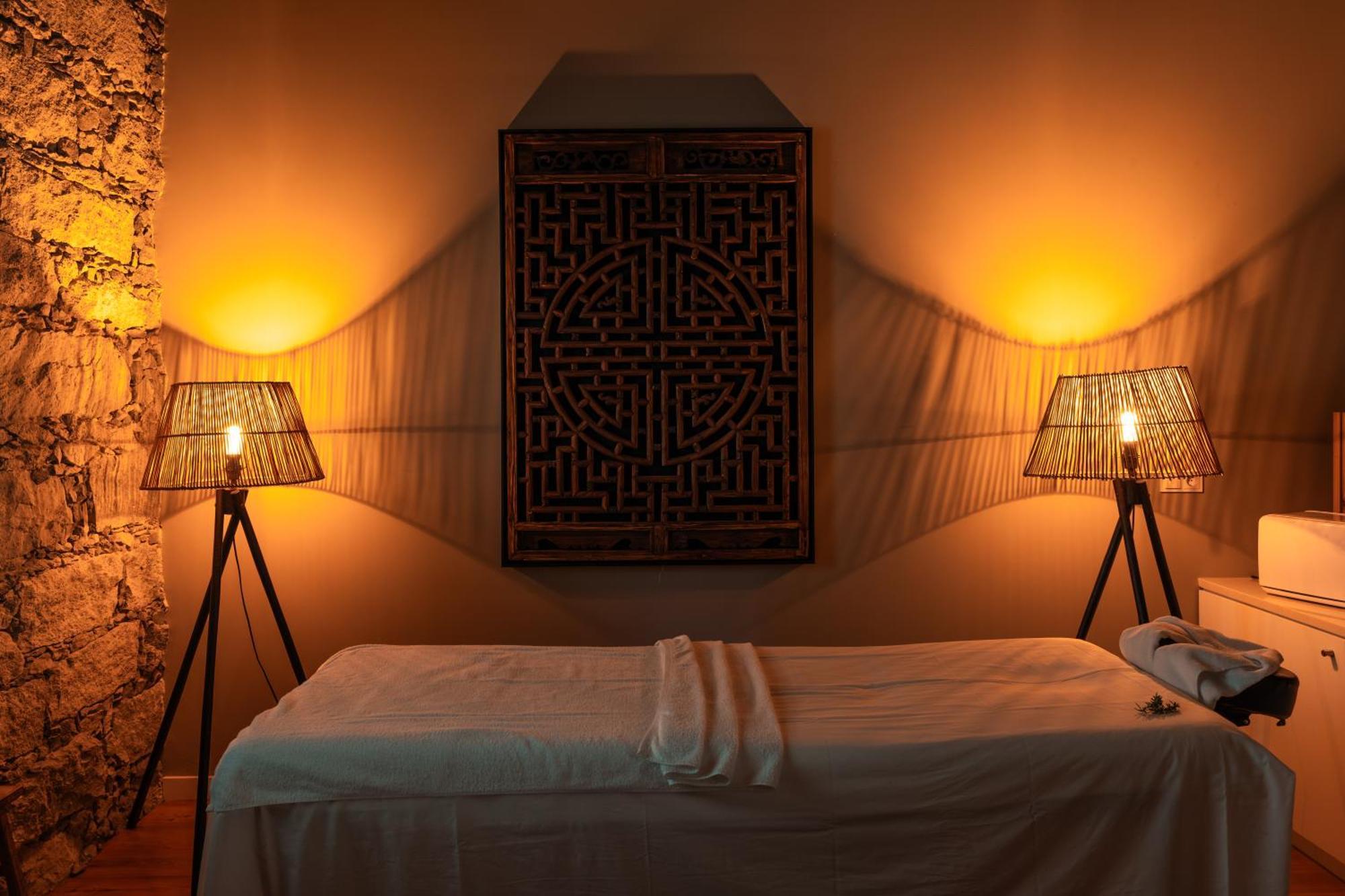 Sensi Azores Nature And Spa Ginetes Εξωτερικό φωτογραφία A massage table