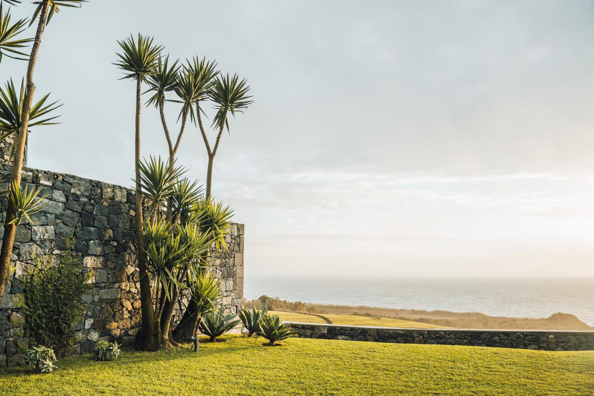 Sensi Azores Nature And Spa Ginetes Εξωτερικό φωτογραφία The garden of the house