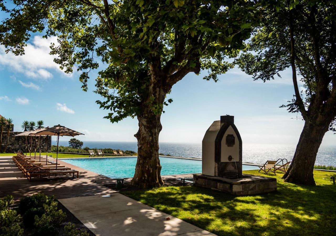 Sensi Azores Nature And Spa Ginetes Εξωτερικό φωτογραφία The swimming pool at the hotel
