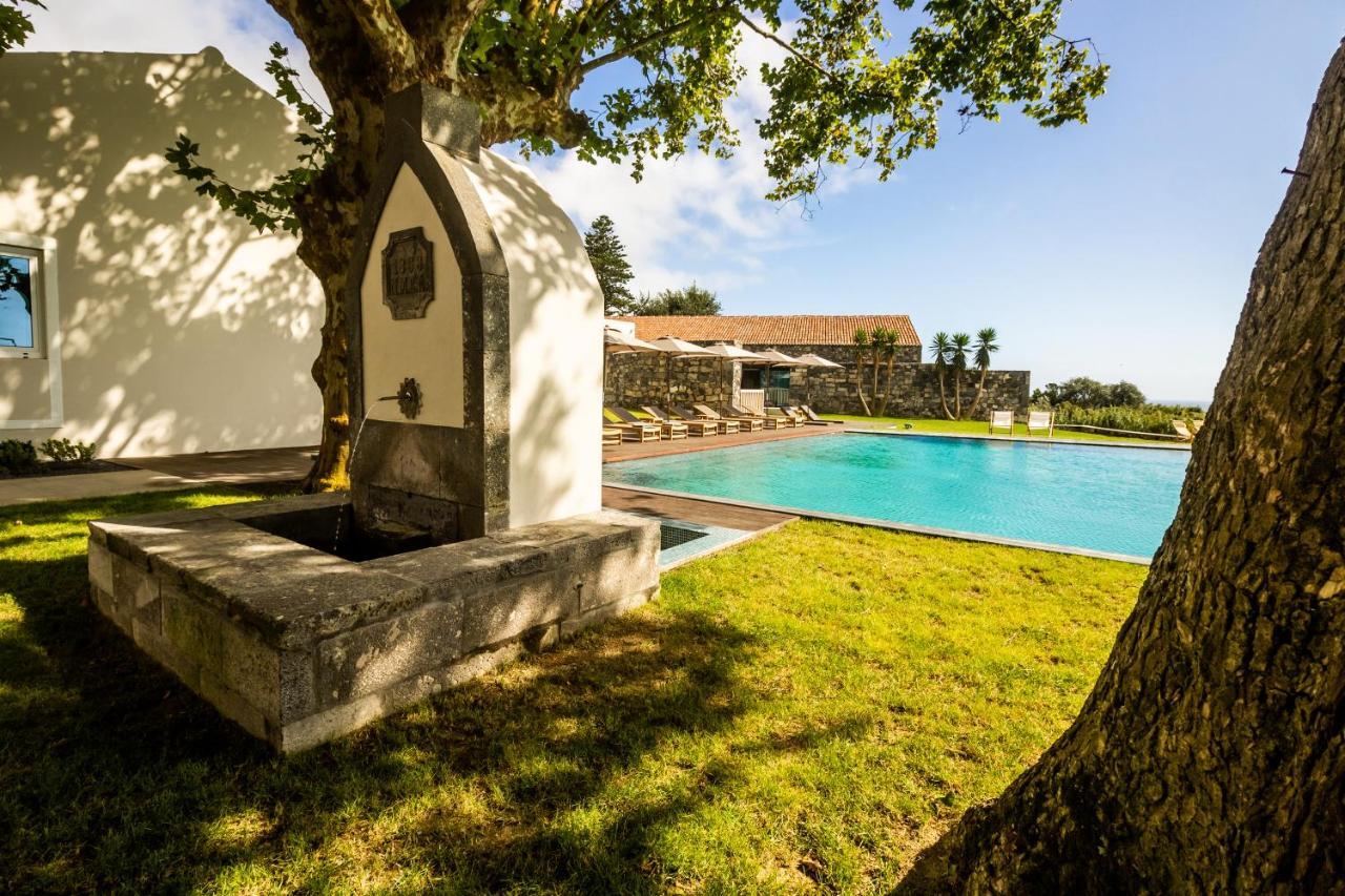 Sensi Azores Nature And Spa Ginetes Εξωτερικό φωτογραφία The swimming pool at the Quinta do Monte Carmo